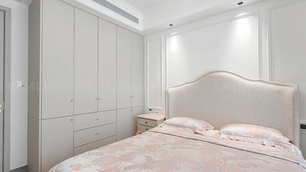 法式奶油風(fēng)-保利時代上疊